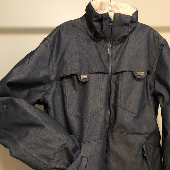 Ladies Powder Room brand ski jacket. In excellent used condition. - Picture 2 of 6